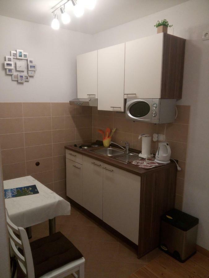 Apartmani Lomar Старий Град Екстер'єр фото